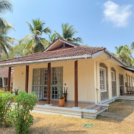 Tamarind Tree Garden Resort - Katunayake Negombo Ngoại thất bức ảnh